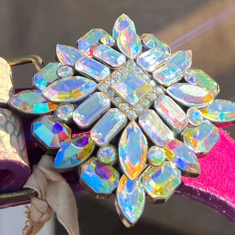 B-Low the Belt Pink Crocodile Aurora Borealis Rhinestone Flower Starburst RARE - Picture 3 of 12